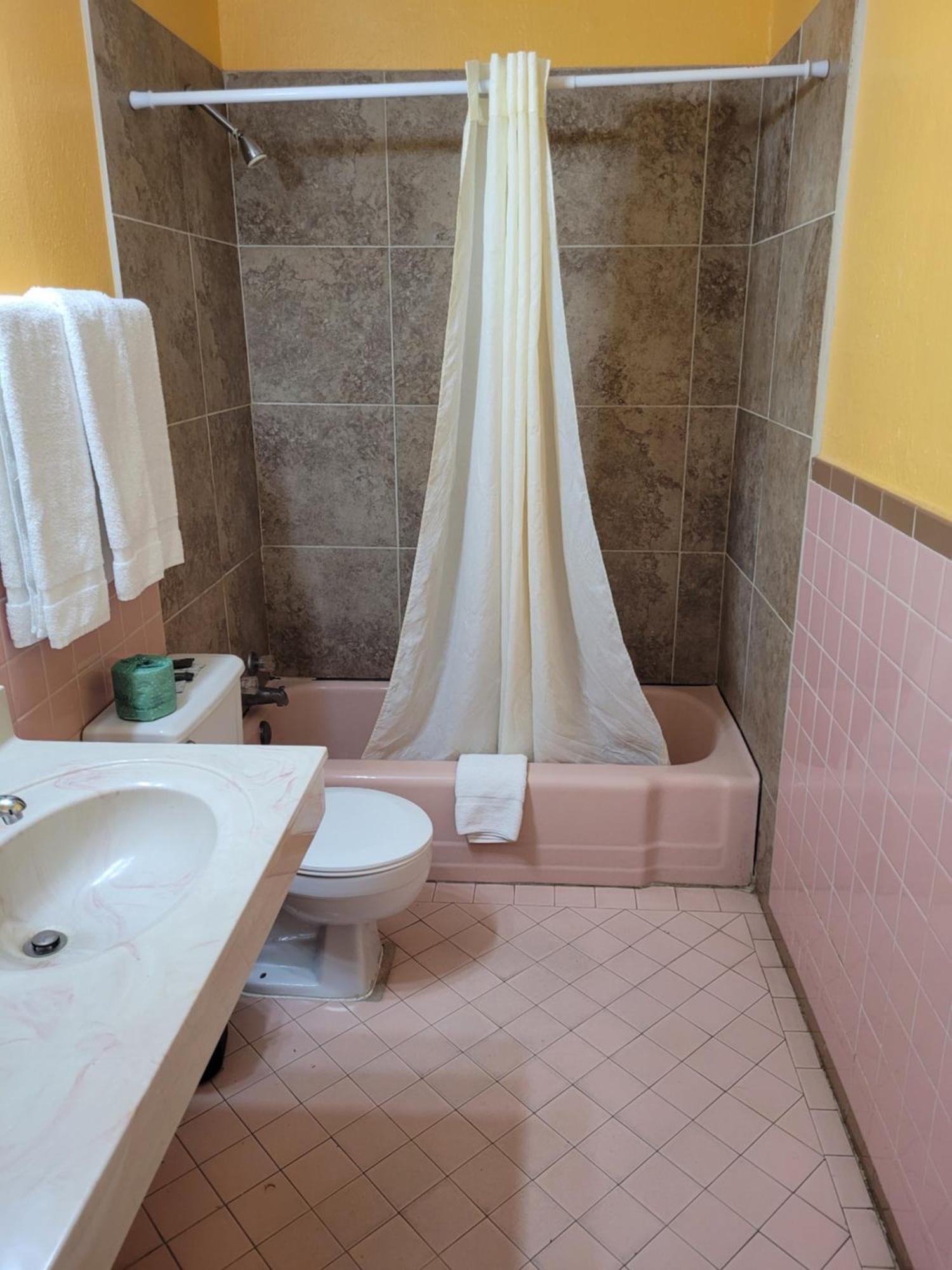 Sands Motel Portales Екстериор снимка