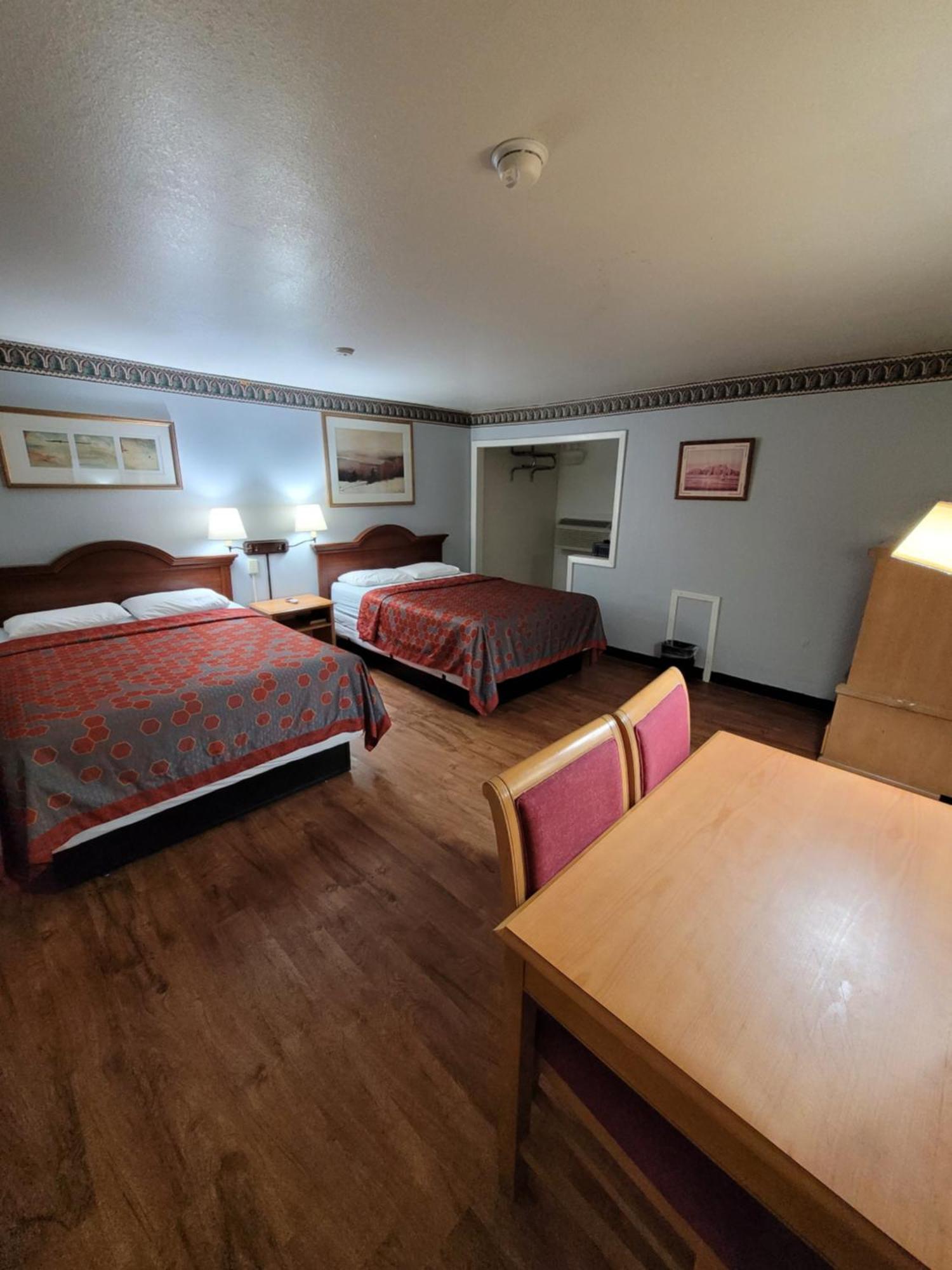 Sands Motel Portales Екстериор снимка