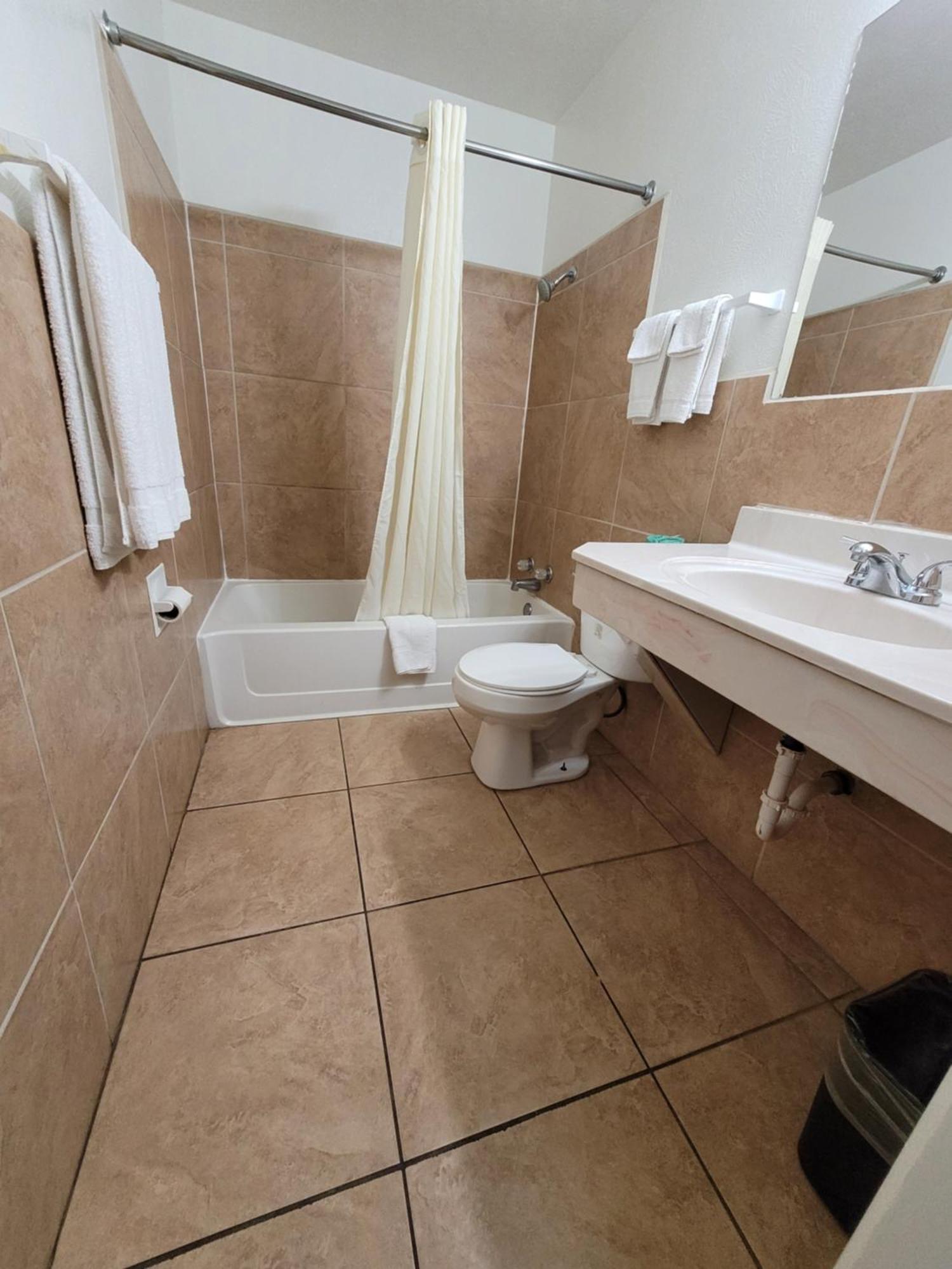 Sands Motel Portales Екстериор снимка